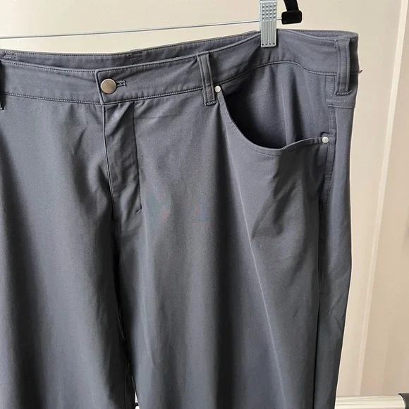 Lululemon Men’s ABC Pants - Picture 2 of 6